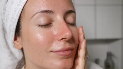 How to Choose the Best Moisturizing Face Wash for Glowing Skin
